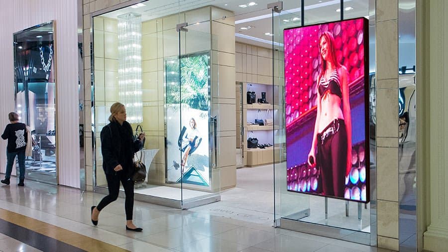 How to Create an Effective Digital Signage Strategy for Your Business?